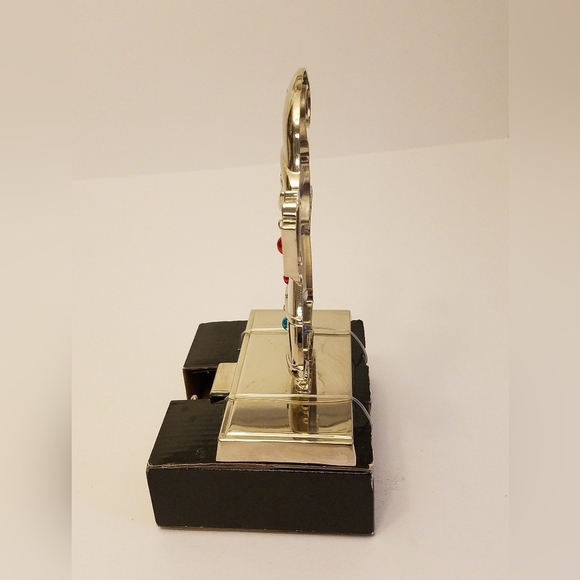 Santa Christmas Stocking Holder  Silver Metal Christmas Shoppe - Picture 4 of 8